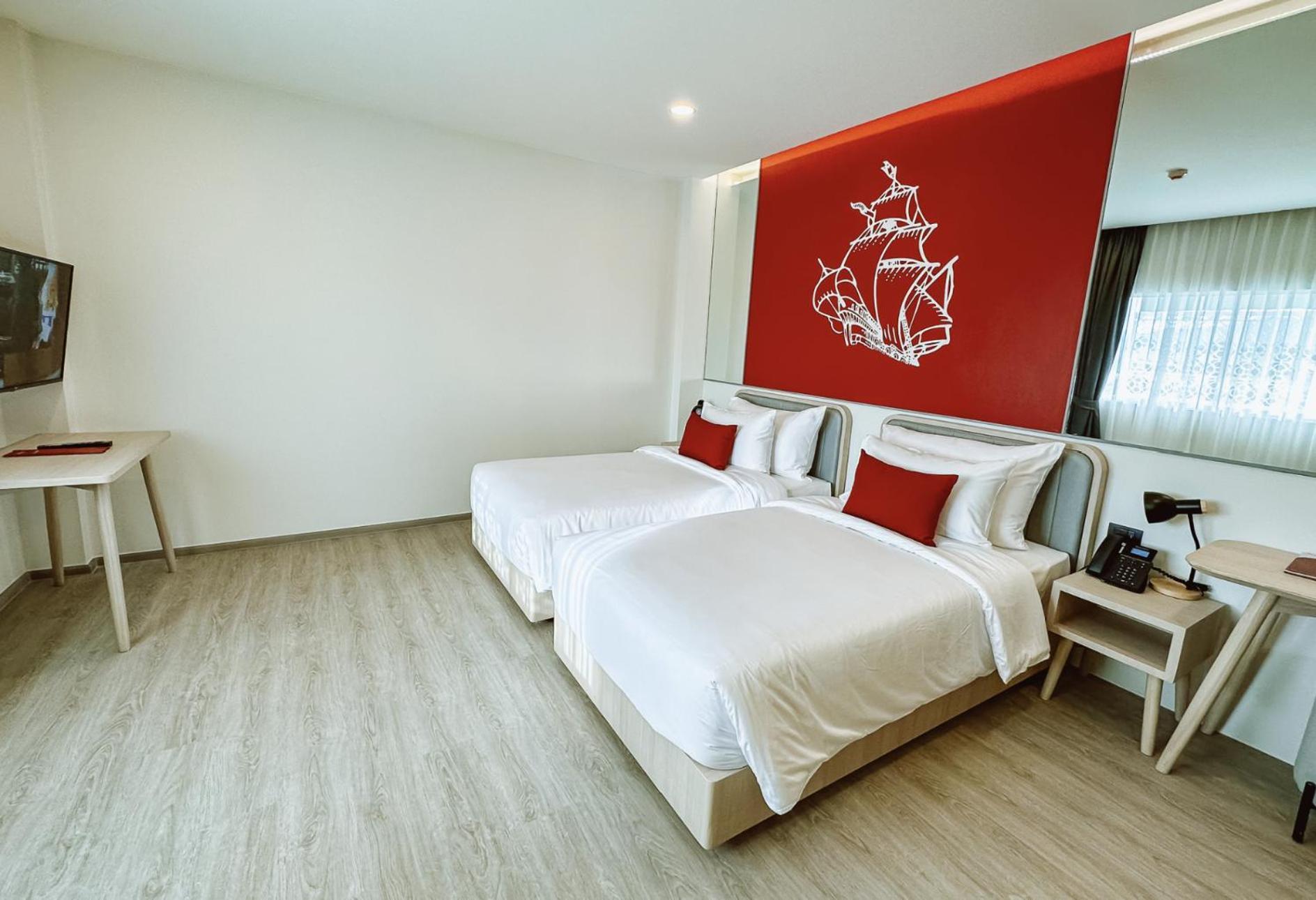 Hotel Midtown Ratsada Phuket Exterior foto